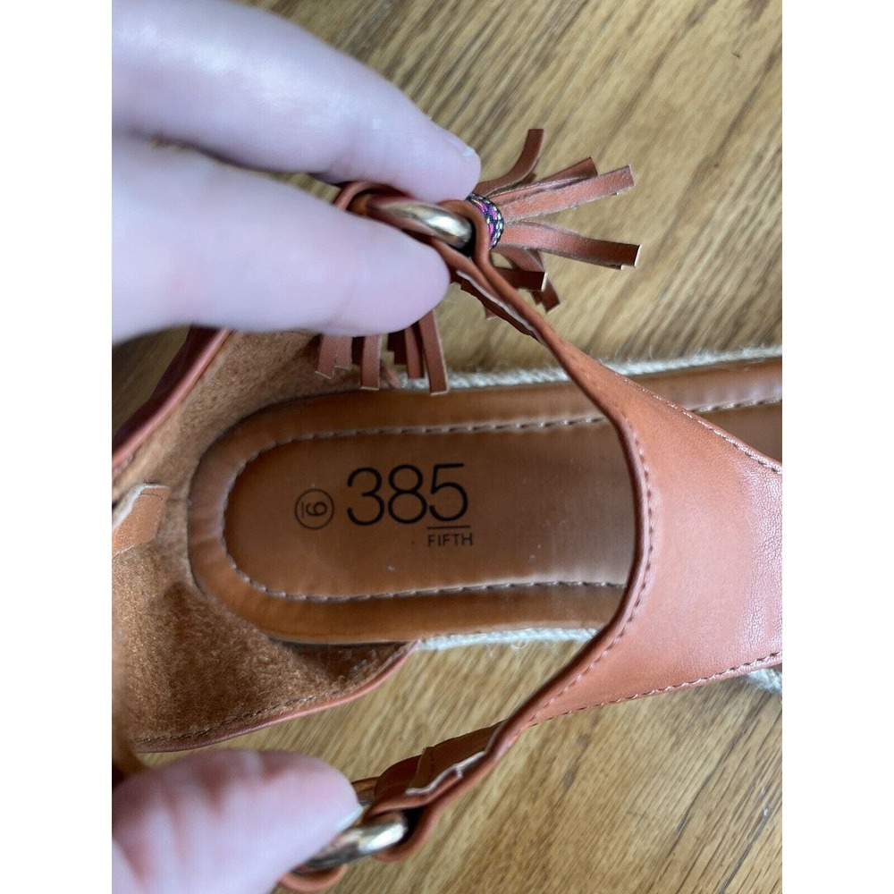 385 Fifth Sandal Women’s 9 Brown Tassel Flat - Picture 7 of 7
